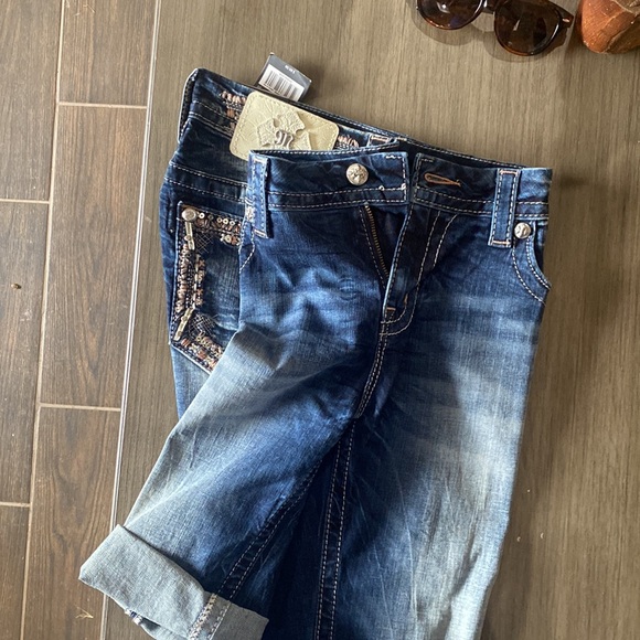 Miss Me Bermuda curvy shorts size W30 - Picture 2 of 11